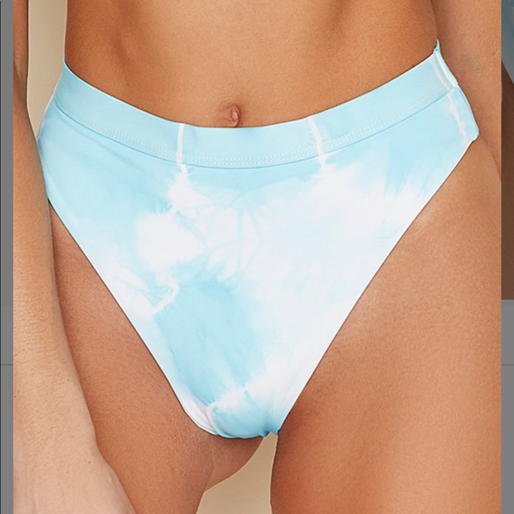 NWT bikini bottoms